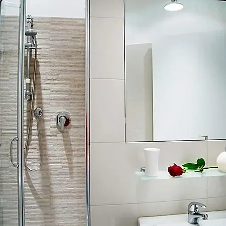 Modern 4* רומא